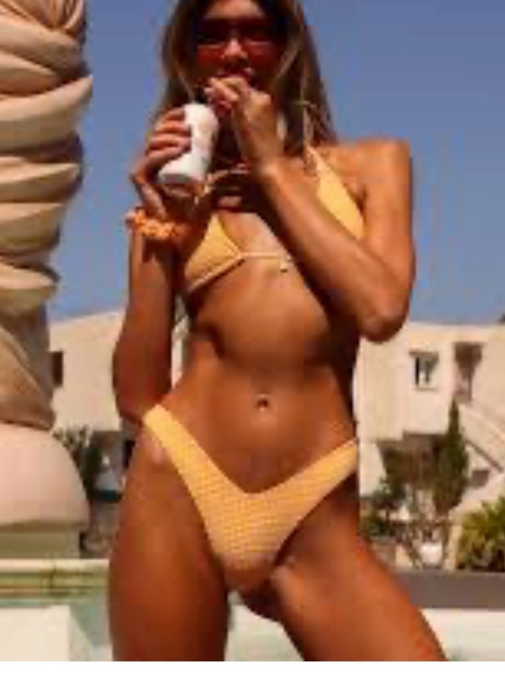 Kulani Kinis bikini